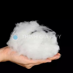 Stuffing Fiberfill과 인공 깃털